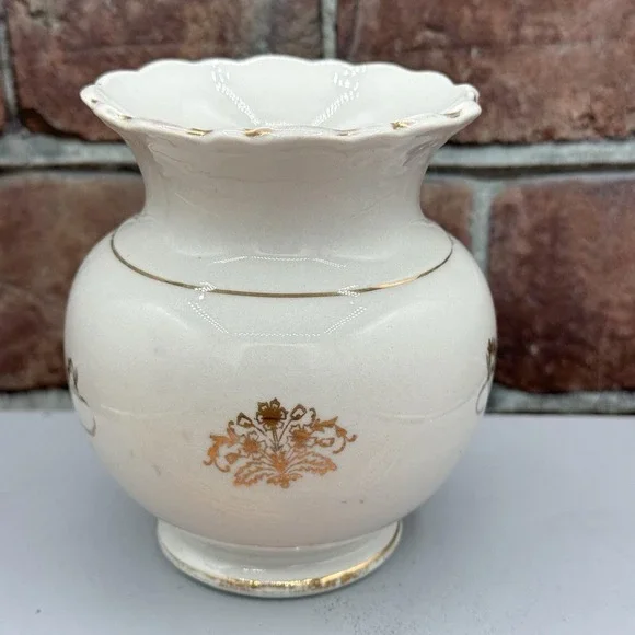 Antique Vase K.T.&K. Co. Semi Vitreous Porcelain Vase Toothbrush Holder - Picture 3 of 7